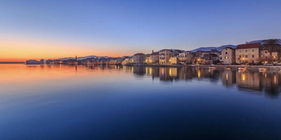 Seaside Gateway Apartment คาชเตลา ภายนอก รูปภาพ